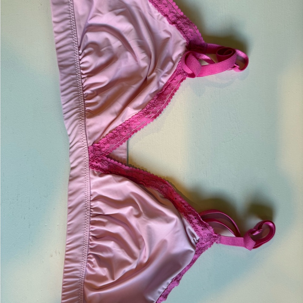 Aerie Light Pink Bra with Lace Trim
